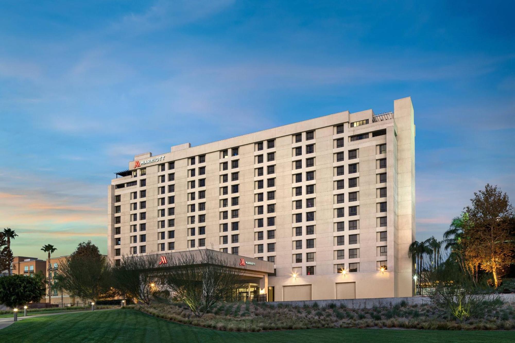 Hotel Marriott At The Convention Center